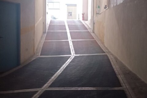 1250m² Commercial property à Athens, Greece No. 57709 12