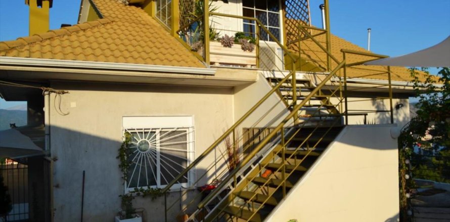 3 dormitorios Maisonette en Ioannina, Greece No. 59397