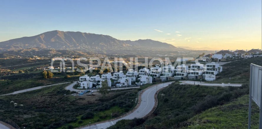 5 dormitorios Villa en Mijas, Spain No. 109870