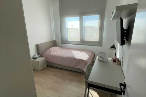 3 bedrooms Penthouse in Germasogeia, Cyprus No. 78649 7