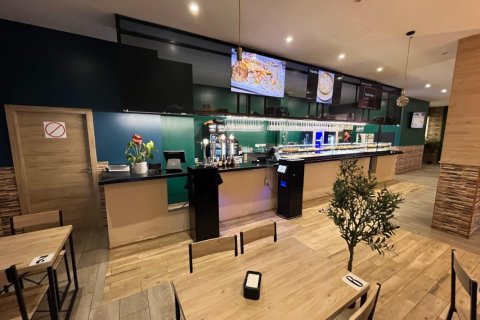 347m² Commercial property in Tung Chung Pho, Vietnam No. 84897 6