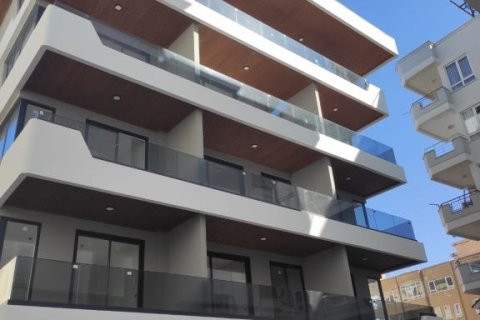 3 rooms Apartment in Alanya, Turkey No. 21240