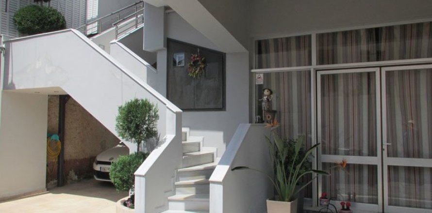 3 bedrooms House in Chania, Greece No. 24066