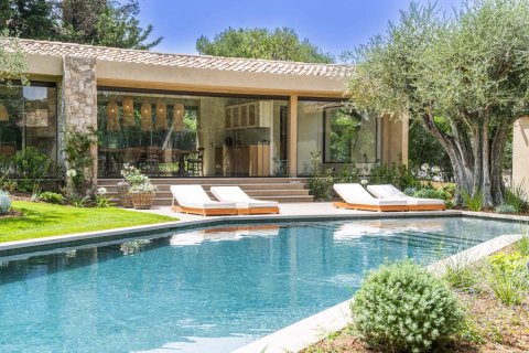 6 bedrooms Villa in Mougins, France No. 67219 6