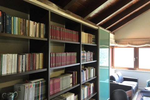 5 bedrooms Villa in Limassol, Cyprus No. 106979 8