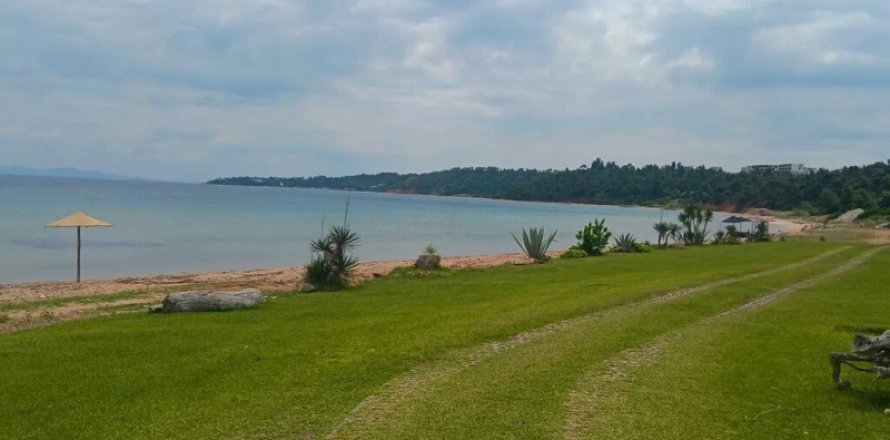 3 bedrooms Townhouse in Chalkidiki, Greece No. 104918