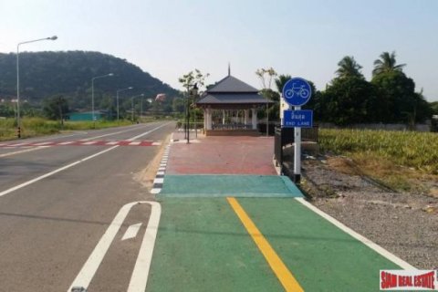 92780m² Land in Hua Hin, Thailand No. 96360 4