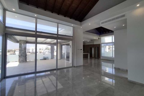 4 bedrooms House in Limassol, Cyprus No. 29933 10