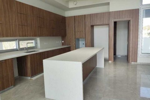 4 bedrooms House in Limassol, Cyprus No. 29933 5