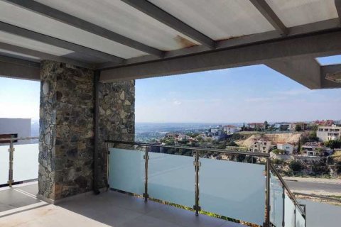 4 bedrooms House in Limassol, Cyprus No. 29933 3