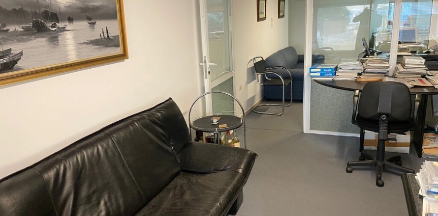 2 bedrooms Apartment in Glyfada, Greece No. 109219