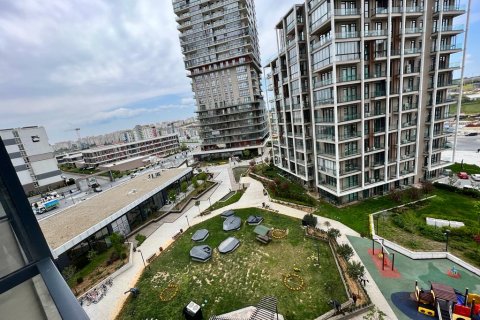 3 dormitorios Apartment en Basaksehir, Turkey No. 14667