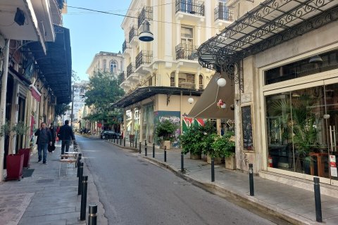 312m² Commercial property à Thessaloniki, Greece No. 108949