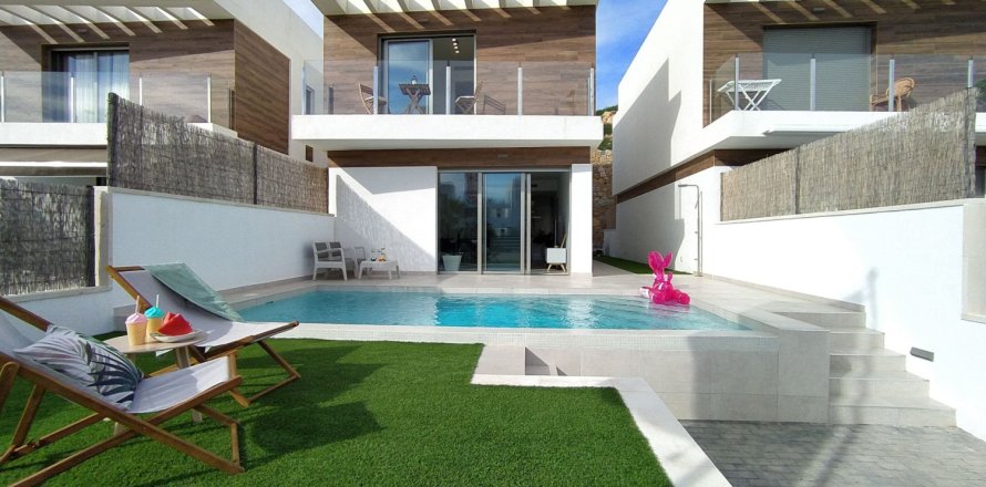 3 bedrooms Apartment in Alicante, Spain No. 123193