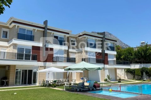 5 rooms Villa in Nenh, Vietnam No. 13122 27