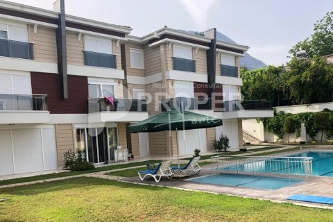 5 rooms Villa in Nenh, Vietnam No. 13122 11