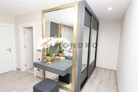 3 bedrooms Apartment in Long Kien, Vietnam No. 18012 10