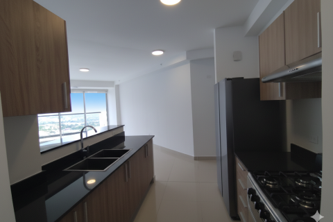 3 bedrooms Apartment in Panama City, Panama No. 110093 2