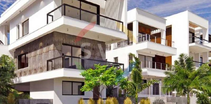 Вилла с 5 спальнями в Агиос Тихонас, Кипр №82052