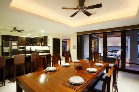4 bedrooms Villa in Phuket, Thailand No. 2668 17