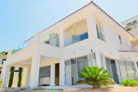 4 bedrooms House in Tala, Cyprus No. 71647 2