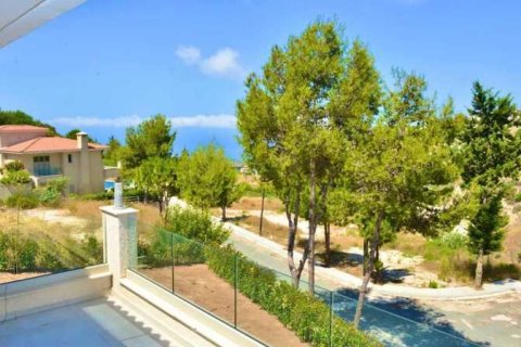 4 bedrooms House in Tala, Cyprus No. 71647 6