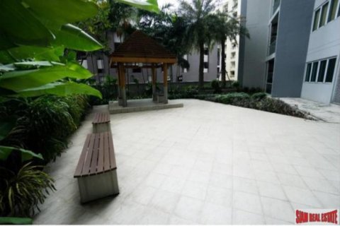 3 bedrooms Apartment in Bangkok, Thailand No. 95978 11