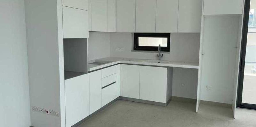 2 bedrooms Apartment in Agios Athanasios, Cyprus No. 41058