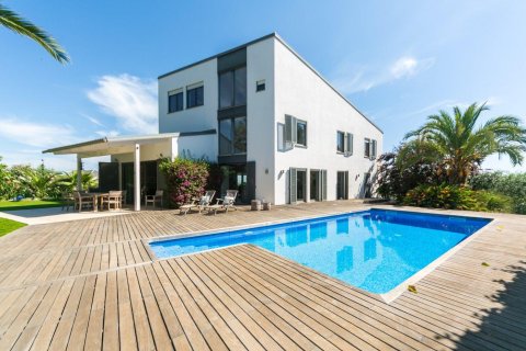 6 bedrooms Properties in Duc Tan, Vietnam No. 25408 1