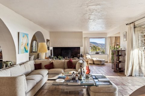 6 bedrooms House in Tourrettes-sur-Loup, France No. 74672 6