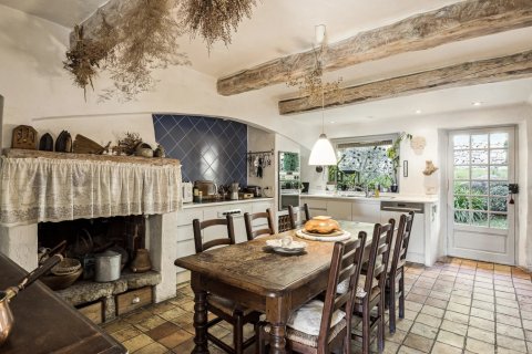 6 bedrooms House in Tourrettes-sur-Loup, France No. 74672 7