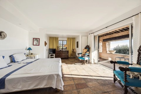 6 bedrooms House in Tourrettes-sur-Loup, France No. 74672 10