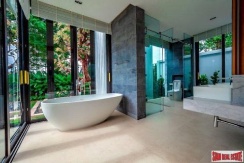 4 bedrooms Villa in Phuket, Thailand No. 96761 13