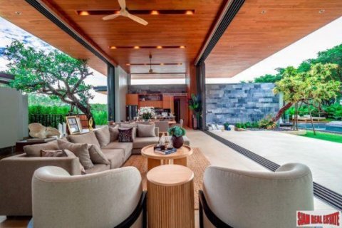 4 bedrooms Villa in Phuket, Thailand No. 96761 4
