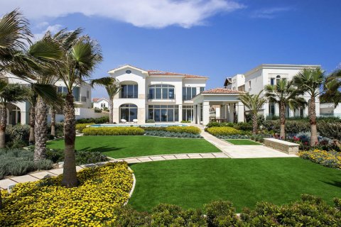 6 bedrooms Villa in Larnaca, Cyprus No. 105624 10