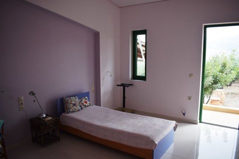 6 bedrooms Villa in Gazi, Greece No. 57856 2