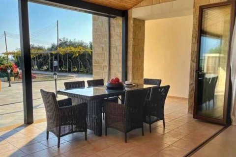 3 bedrooms House in Tochni, Cyprus No. 30606 10