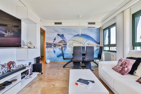 3 bedrooms Apartment in Valencia, Spain No. 110669