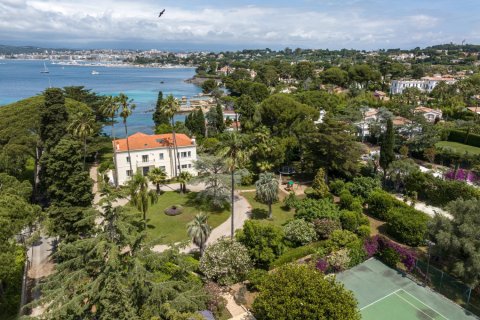 10 bedrooms Villa in Antibes, France No. 68758 7
