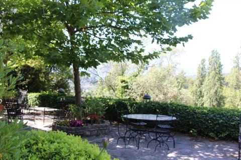 10 bedrooms House in Grasse, France No. 69019 7