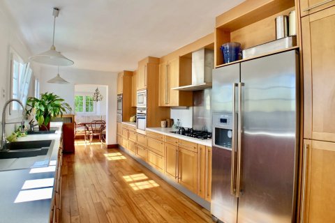 10 bedrooms House in Grasse, France No. 69019 12