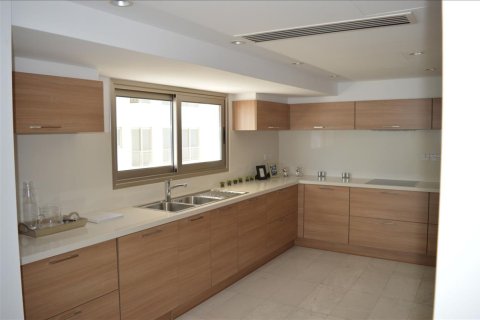 3 bedrooms Apartment in Larnaca, Cyprus No. 106326 5