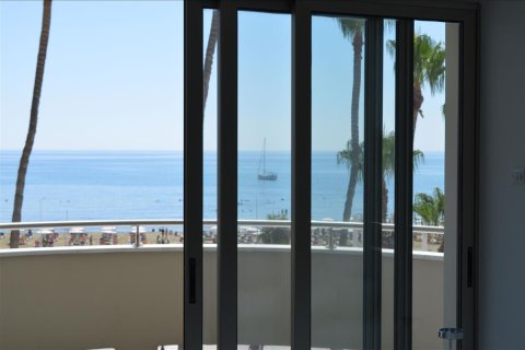 3 bedrooms Apartment in Larnaca, Cyprus No. 106326 2