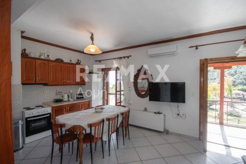 Дом с 4 спальнями в Магнисия, Греция №64930 7