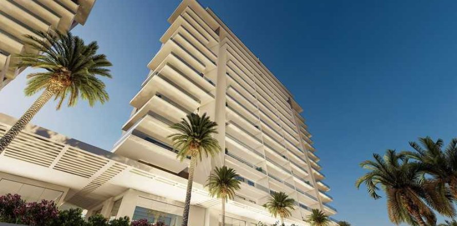 2 bedrooms Apartment in Paphos, Cyprus No. 35225