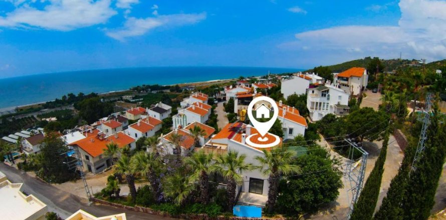 5 rooms Villa à Demirtas, Turkey No. 20877