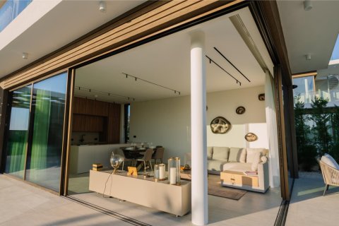 4 bedrooms Villa in Paphos, Cyprus No. 77936 15