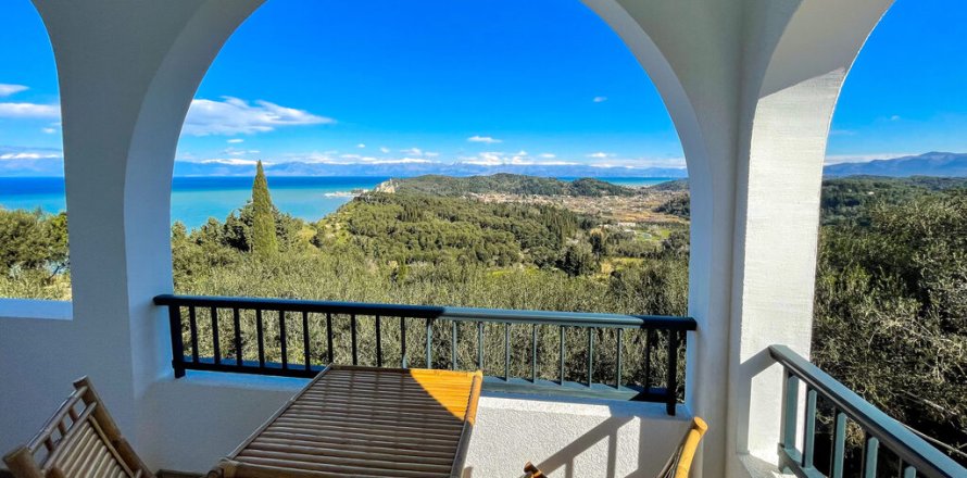 380m² Hotel à Corfu, Greece No. 123027