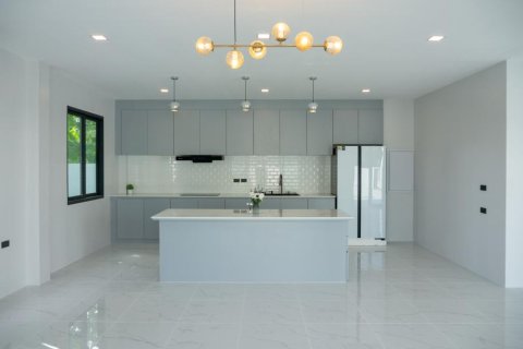 4 bedrooms Villa in Rawai, Thailand No. 97251 9