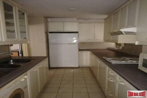 3 bedrooms Apartment in Bangkok, Thailand No. 96362 8